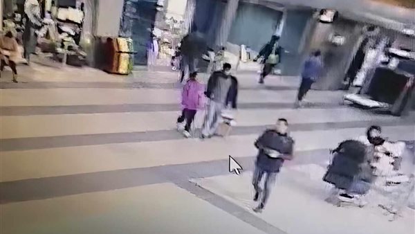 خطف طفلة مدينة نصر.. كيف يُنظم القانون حق الحضانة وعقوبته؟