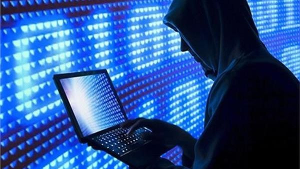 نصب في حجة استثمار.. كيف سقطت عصابة أوميجا برو في فخ الداخلية؟