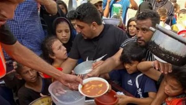 الشتاء يحاصر أهالي غزة: صراع السكان مع البرد وحماس داخل الأنفاق