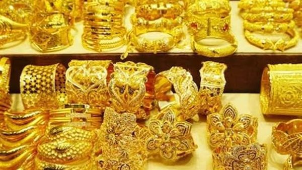 هذا سر ارتفاعه..التموين تكشف موعد انخفاض أسعار الذهب