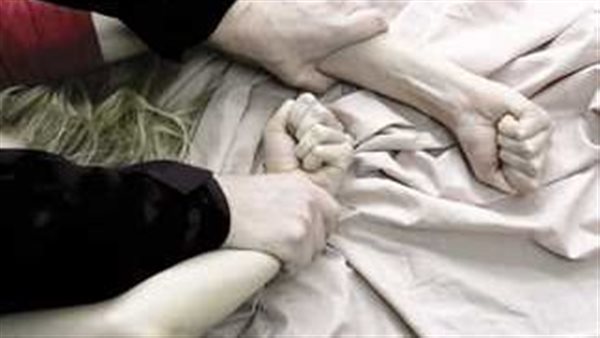 قفشته في حضن مراتي.. قصة مقتل بائع على يد زوج عشيقته في القاهرة