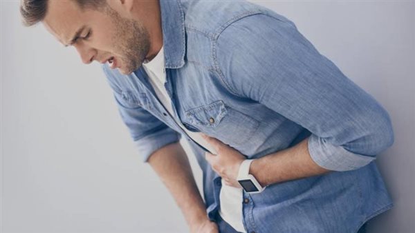 احذرها.. 4 علامات في البراز تكشف الإصابة بسرطان الأمعاء 