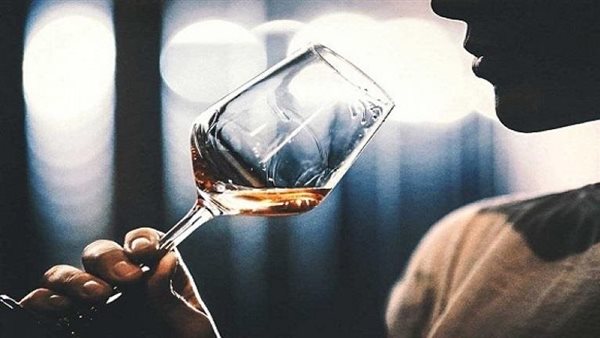  طلعت خمورجية وبتحب السهر.. طاهر يطلب تطليق زوجته أمام محكمة الأسرة