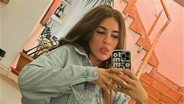 بنطلون مقطوع..زوجة مجدي الهواري تبهر متابعيها بهذه الإطلالة | شاهد 