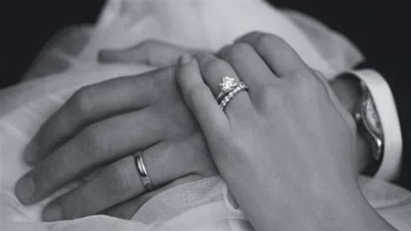 وعدني نمشي سوا.. سيدة تلحق بزوجها بعد وفاته بـ10 ساعات في الوراق 