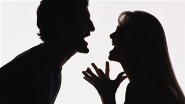 ضربتني فدافعت عن نفسي.. كواليس خناقة لاعب كرة شهير وزوجته بأكتوبر