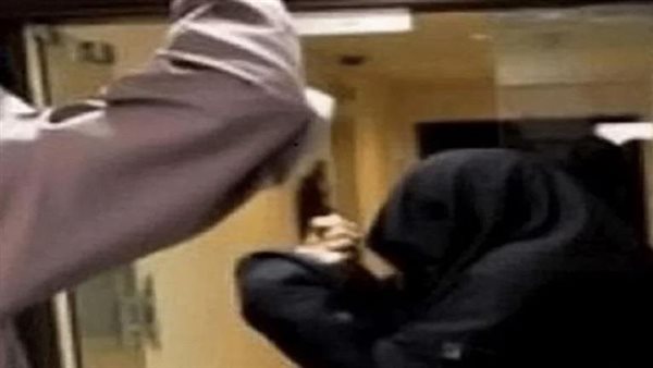 رجمها بالحجارة.. سر مقتل أم بيد ابنها في الشرقية