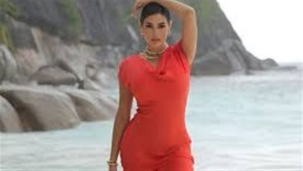 فرو وملابس جذابة..إطلالة جديدة لـ ياسمين صبري تبهر متابعيها | شاهد