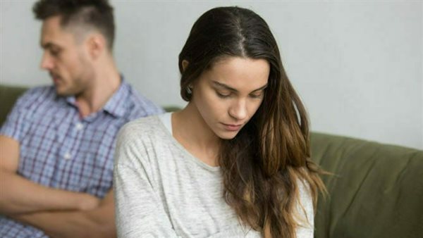 أمين الفتوى: هذا أفضل حل.. كذب عليّ وطلع عنده مشكلة كبيرة في الإنجاب أعمل إيه؟ | فيديو