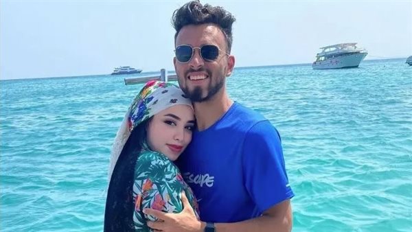 خيانة ورسائل فاضحة.. القصة الكاملة لأزمة صلاح محسن وزوجته