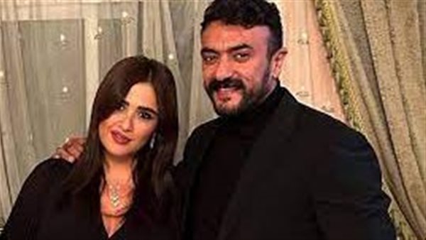 بعد نقل أحمد العوضي للمستشفى.. هل انفصاله عن ياسمين عبد العزيز وراء تدهور صحته؟ 