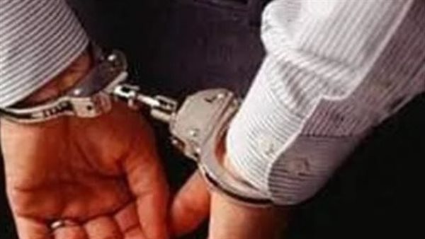 يعرض نفسه لممارسة الحرام مع الرجال.. كواليس سقوط مهندس بقبضة شرطة الآداب