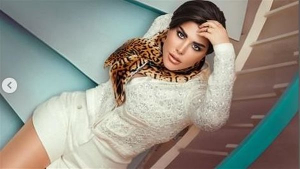 شورت وتايجر.. شمس الكويتية تثير الجدل بهذه الإطلالة | شاهد