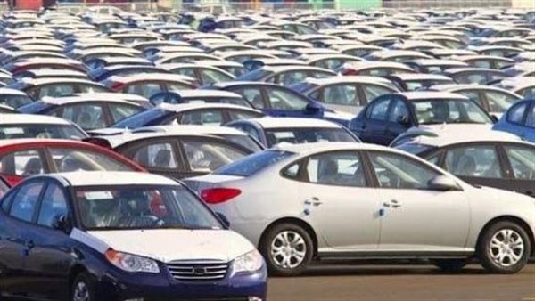 فرصة أخيرة من الحكومة.. متى تنتهي مبادرة استيراد السيارات للمصريين بالخارج؟