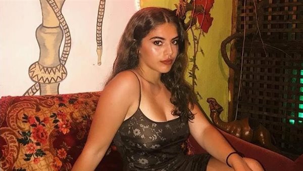 ملابس جريئة.. جنا دياب تثير الجدل بظهورها | شاهد