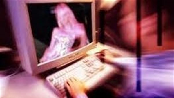 هبعت الصور لجوزك.. تفاصيل مثيرة في الحكم على حداد الشرقية المتهم بابتزاز عشيقته بمقاطع فاضحة