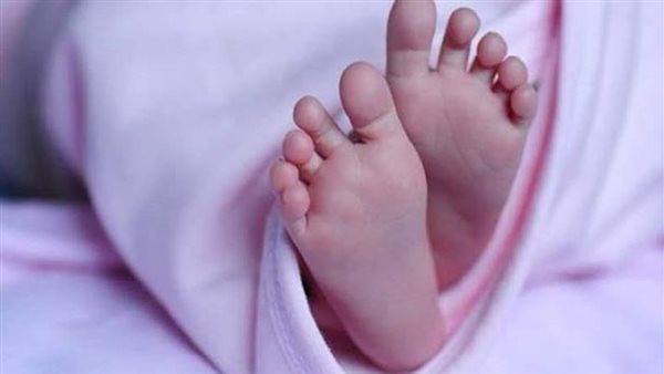 عمرها 18 شهرًا.. كيف قُتلت سندس برصاصة ابن عمها في سوهاج؟