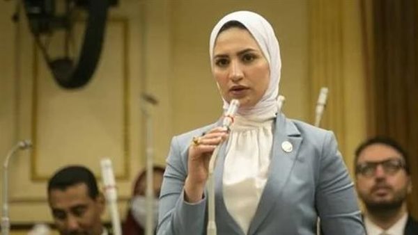 ده جهاز سكر مش سماعة.. أقوال مثيرة لمعيدة قنا في واقعة نائبة الغش