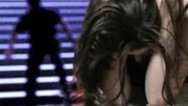 يا تيجي يا نفضحك.. تفاصيل تهديد فتاة بفيديوهات فاضحة في مصر الجديدة