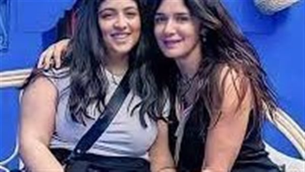 فستان ملفت.. ابنة غادة عادل تثير الجدل بإطلالتها في عيد ميلادها | شاهد