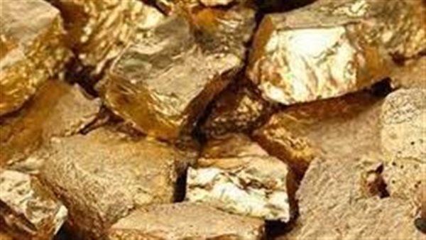 مافيا الذهب.. ضبط عصابة تجمع خام المعدن الأصفر من التنقيب غير الشرعي وسبكه لإعادة تصريفه