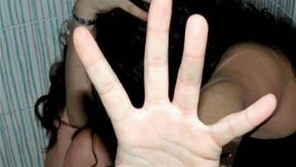 مسكه في أوضة النوم.. قرار جديد بواقعة ضبط موظف لزوجته وعشيقها بالقطامية