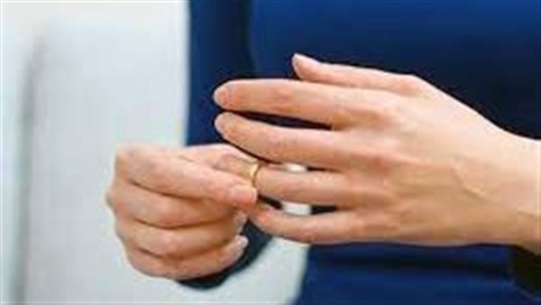 خاين وبجح.. نيرمين ترفع قضية خلع على زوجها والسبب صادم