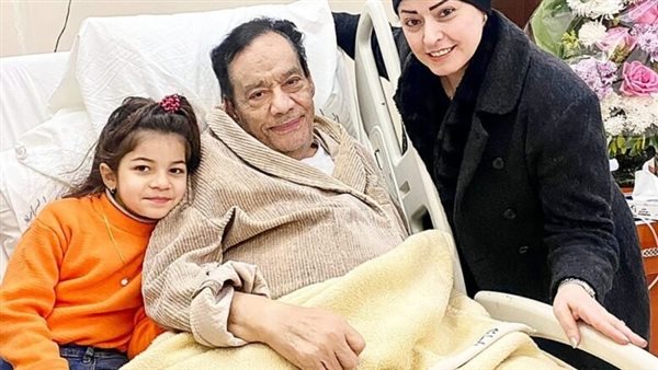 زوجته عذبته ومنعت التواصل معه.. نجل حلمي بكر يفجر مفاجآت مثيرة عن اختفاء والده | فيديو