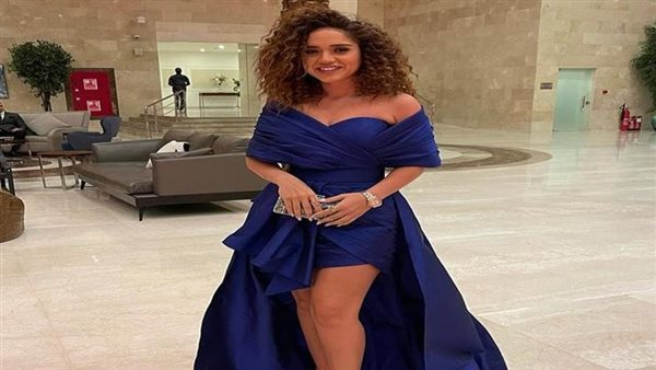  بعد تصدرها التريند.. ملابس أثارت الجدل للفنانة رنا رئيس | شاهد