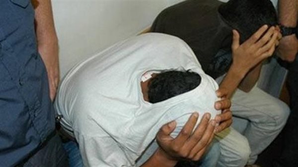 طلب منهما ممارسة الشذوذ..تفاصيل الحكم بالسجن لجامع قمامة وعاطل قتلا عاملًا بالإسكندرية