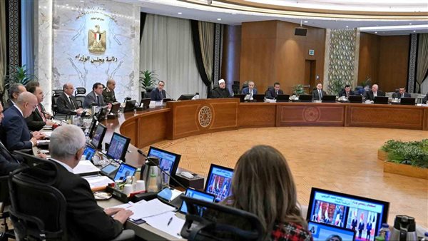 شقة ووظيفة.. إمتيازات إنجاب طفل واحد بقانون مواجهة الزيادة السكانية