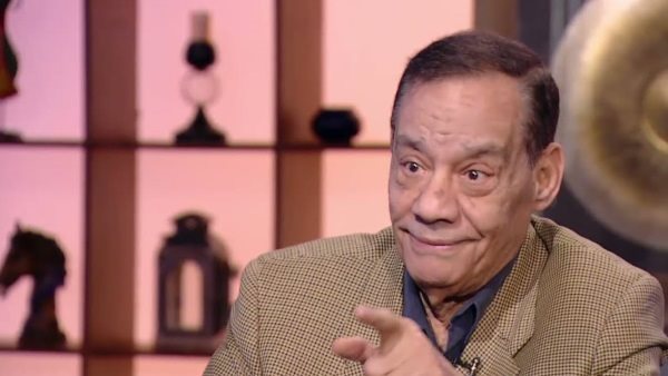 بلاغ للنائب العام واتهامات بالبلطجة والاهمال.. هل توفى حلمي بكر بشبهه جنائية؟