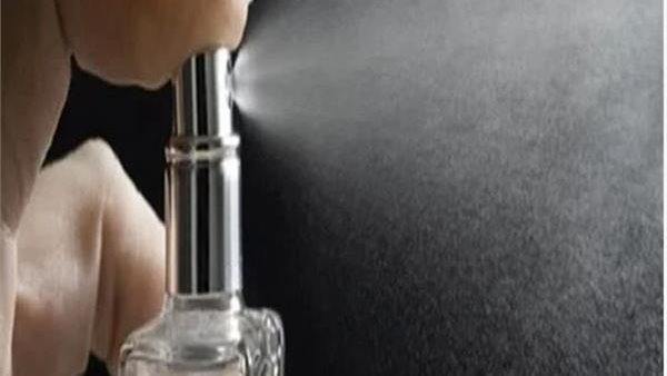 أزهري يجيب.. هل وضع العطر وتذوق الطعام من مبطلات الصيام؟ | فيديو