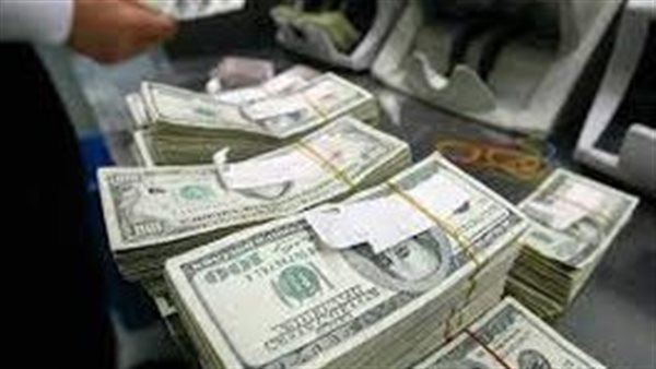 عادت لمصر بتدفقات كبيرة.. ما هي الأموال الساخنة ومصير سعر الدولار بعد دخولها؟