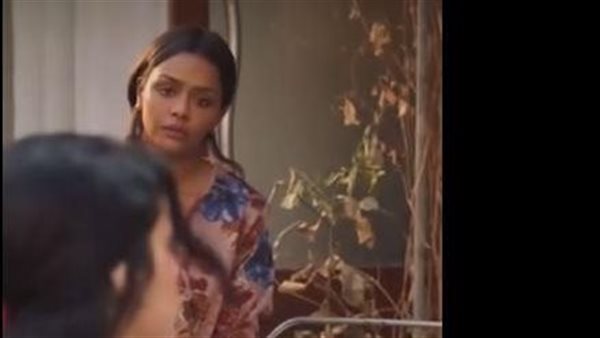 فين الرقابة؟.. مشهد جرئ بمسلسل صلة رحم يثير الانتقادات على السوشيال ميديا | شاهد