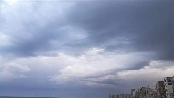 الأرصاد تحسم الجدل.. هل ستضرب عاصفة التنين مصر من جديد؟