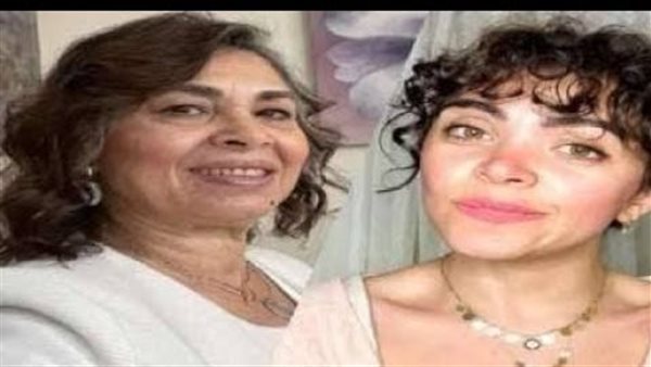 صراع جديد..القصة الكاملة لهجوم ابنة لبنى ونس على محمد سامي ومي عمر 