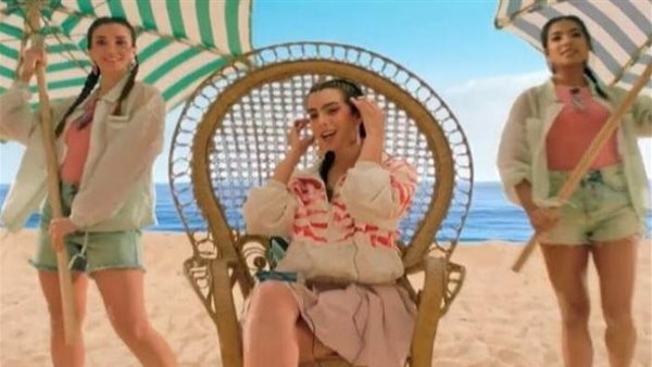 أثارت أزمة.. من هي ملك الحسيني بطلة إعلان دقوا الشماسي؟