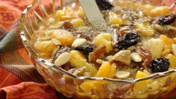 هل يجوز عمل الخشاف؟.. لماذا نهى الرسول عن أكل التمر والزبيب معا؟