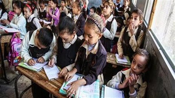 حقيقة تعطيل الدراسة بعد عيد الفطر وتخفيف المناهج | فيديو