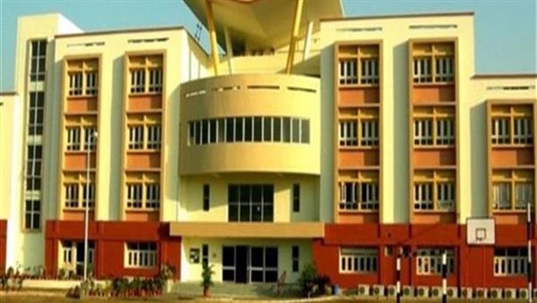 مصروفاتها تصل إلى 17 ألف جنيه.. تفاصيل نظام المدارس الرسمية الدولية| فيديو