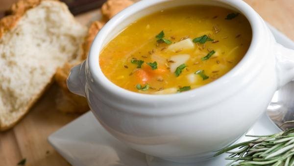 احرص عليه.. تناول هذا الطبق على الإفطار يمنع العطش وينقص الوزن