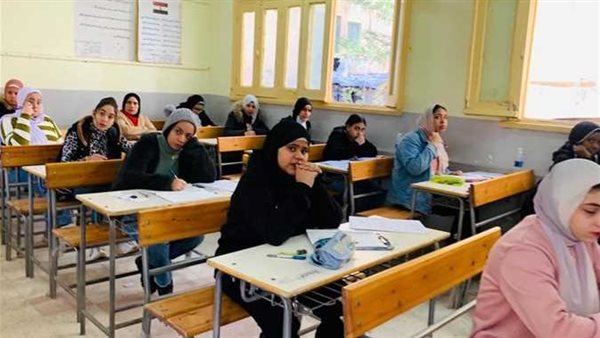 الإفتاء تجيب.. هل يجوز للطلاب الإفطار من أجل الدراسة؟