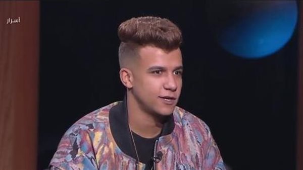 بسبب هبوسك بشفه وشفه.. أول بلاغ للنائب العام ضد عصام صاصا بتهمة نشر الفسق 