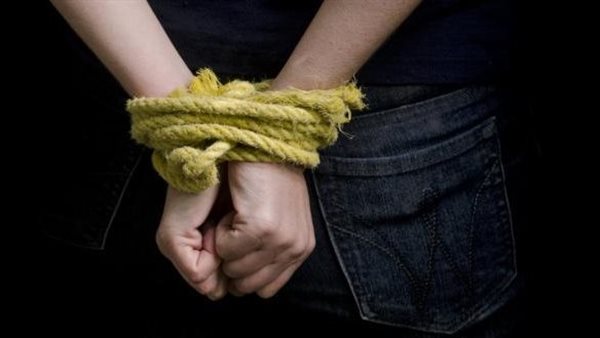 شرفي يا بيه.. تفاصيل مثيرة عن جريمة على الطريق في أكتوبر