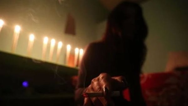 بطلة الفيديوهات الخادشة للحياء.. قرار جديد في واقعة فتاة الإسكندرية