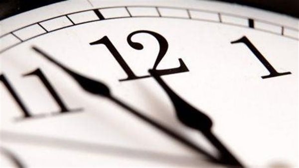 تخفيف الأحمال.. هل يؤثر تطبيق التوقيت الصيفي على خطة انقطاعات الكهرباء؟