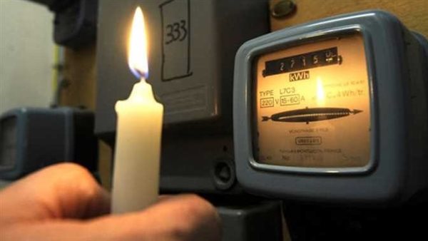 الحكومة تحسم الجدل وتكشف موعد انتهاء تخفيف أحمال الكهرباء وحقيقة زيادة المدة إلى 3 ساعات | فيديو