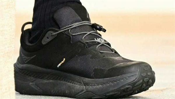 يمشى في الهواء.. حذاء بايدن الجديد يثير الجدل فما مواصفاته؟