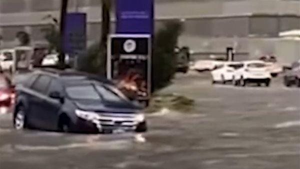 الأرصاد تحسم الجدل.. هل تتأثر مصر بالسحابة الخضراء التي تضرب الإمارات؟ | فيديو